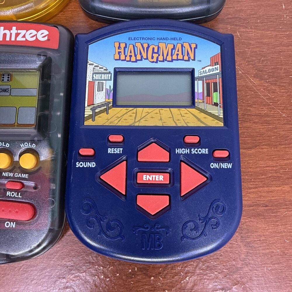 Lot of 4 Vintage Milton Bradley Handheld Electronic Games Yahtzee Hangman Tested - Picture 8 of 10